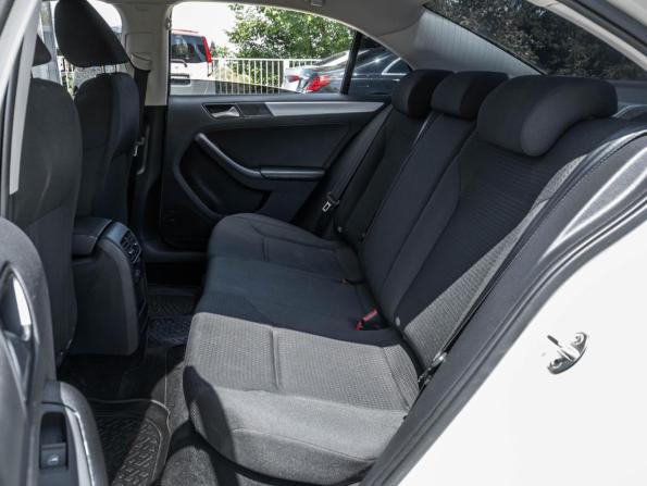 Volkswagen Jetta VI Рестайлинг с пробегом 2017 года, цена 1 468 000 рублей, 93909 км, седан, Автокод Объявления