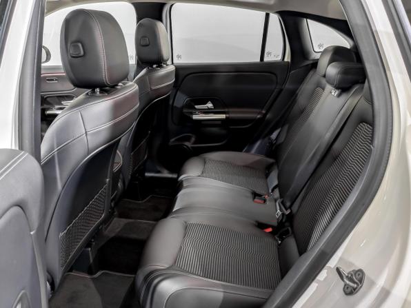 Mercedes-Benz GLA II (H247) с пробегом 2021 года, цена 3 350 000 рублей, 64908 км, внедорожник, Автокод Объявления