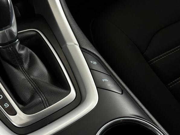 Ford Mondeo V с пробегом 2017 года, цена 1 470 000 рублей, 160044 км, седан, Автокод Объявления