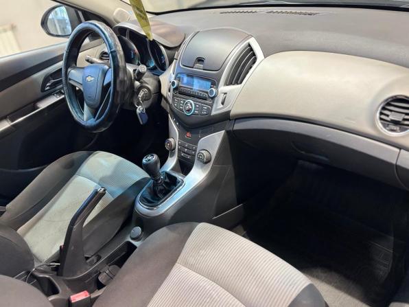 Chevrolet Cruze I с пробегом 2012 года, цена 599 000 рублей, 248177 км, хэтчбек, Автокод Объявления
