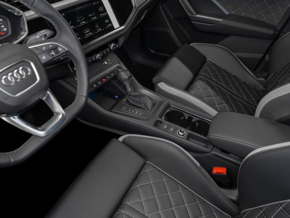 Audi Q3 II (F3) с пробегом 2026 года, цена 4 000 000 рублей, 50 км, внедорожник, Автокод Объявления