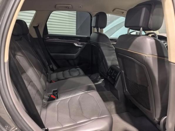 Volkswagen Touareg III с пробегом 2021 года, цена 4 990 000 рублей, 216841 км, внедорожник, Автокод Объявления