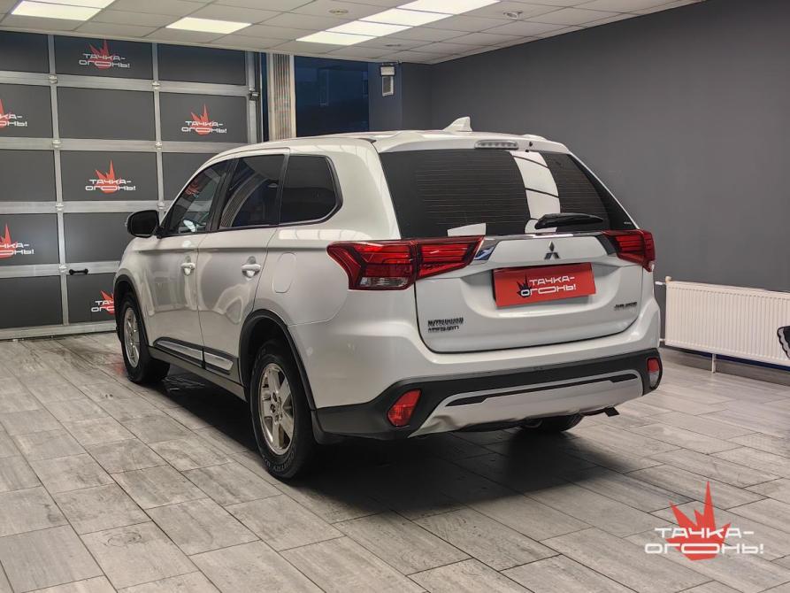 Mitsubishi Outlander III Рестайлинг 3 Пермь  - изображение 2