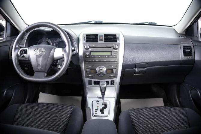 Toyota Corolla X (E140 E150) Рестайлинг с пробегом 2010 года, цена 799 000 рублей, 190300 км, седан, Автокод Объявления