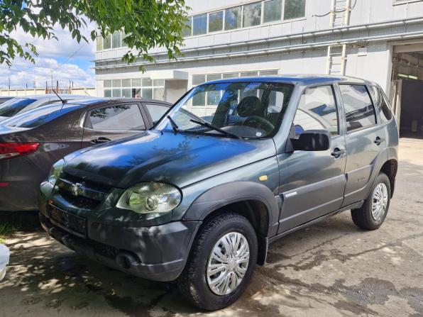Chevrolet Niva I Рестайлинг с пробегом 2011 года, цена 399 000 рублей, 197939 км, внедорожник, Автокод Объявления