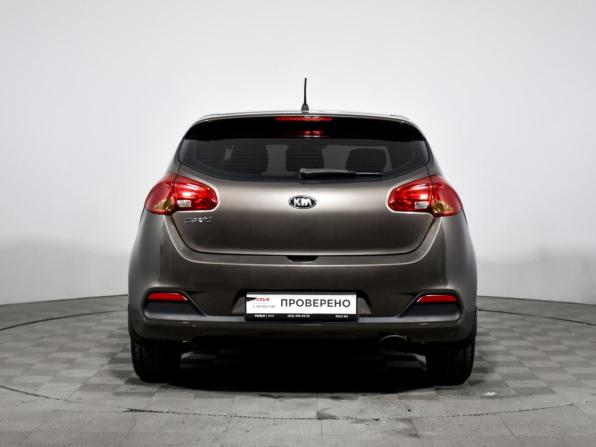 Kia Ceed II с пробегом 2012 года, цена 790 000 рублей, 220000 км, хэтчбек, Автокод Объявления