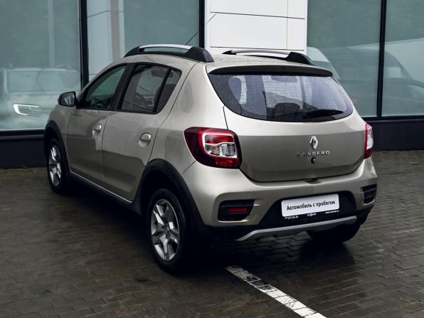 Renault Sandero II Рестайлинг с пробегом 2021 года, цена 1 349 000 рублей, 59819 км, хэтчбек, Автокод Объявления