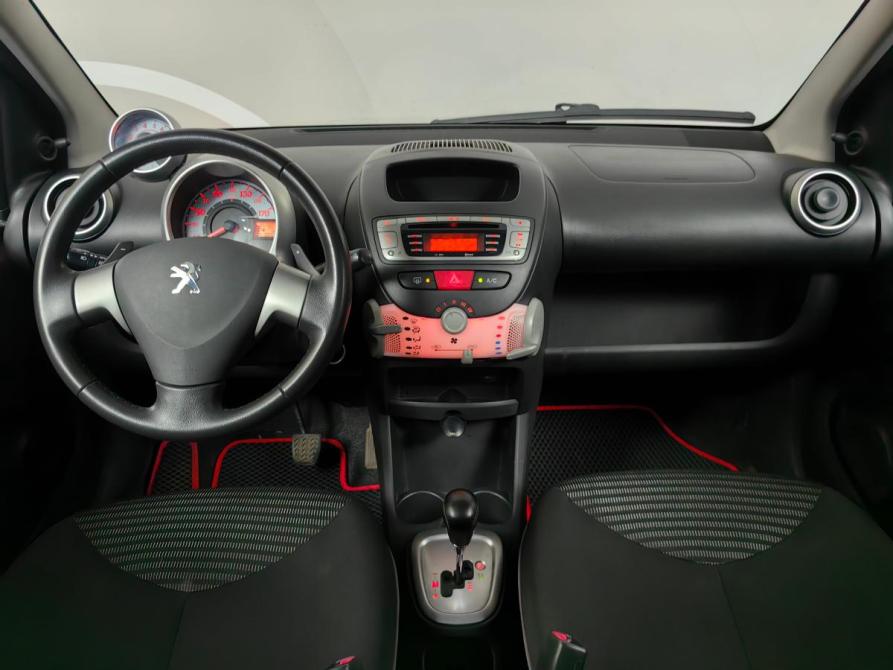 Peugeot 107 I Рестайлинг 2 Москва  - изображение 6