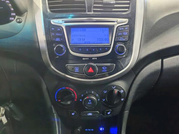 Hyundai Solaris I с пробегом 2012 года, цена 535 000 рублей, 266037 км, седан, Автокод Объявления