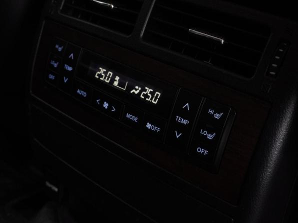 Toyota Land Cruiser 200 Series Рестайлинг 2 с пробегом 2015 года, цена 4 999 000 рублей, 145219 км, внедорожник, Автокод Объявления