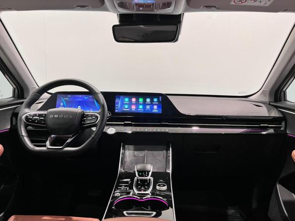 Omoda C5 I с пробегом 2023 года, цена 1 999 000 рублей, 19746 км, внедорожник, Автокод Объявления