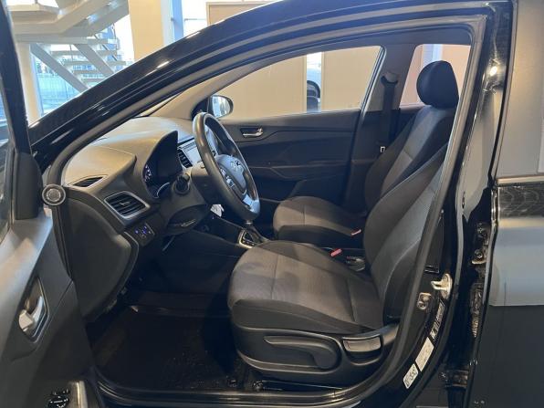 Hyundai Solaris II с пробегом 2019 года, цена 1 265 000 рублей, 141634 км, седан, Автокод Объявления