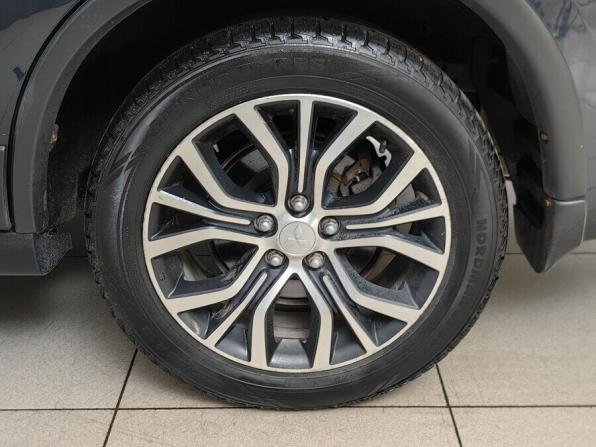 Mitsubishi Outlander III Рестайлинг 2 с пробегом 2018 года, цена 2 298 000 рублей, 186000 км, внедорожник, Автокод Объявления