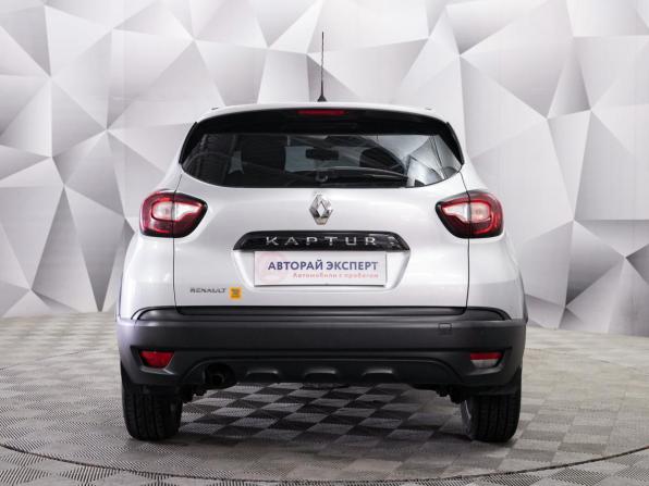 Renault Kaptur I с пробегом 2017 года, цена 1 277 000 рублей, 123600 км, внедорожник, Автокод Объявления
