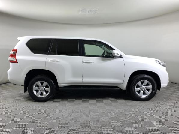 Toyota Land Cruiser Prado 150 Series Рестайлинг 1 с пробегом 2015 года, цена 3 999 000 рублей, 139991 км, внедорожник, Автокод Объявления