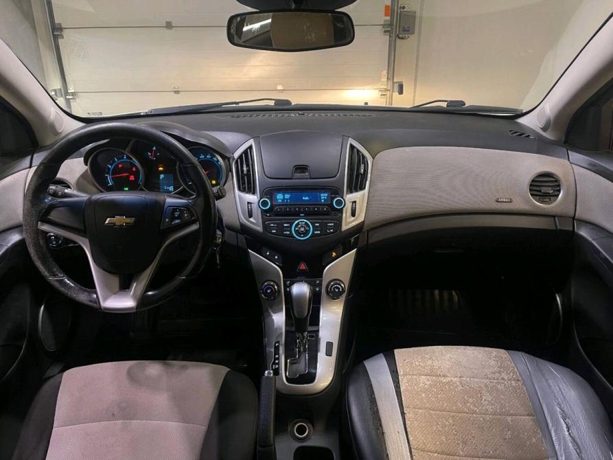 Chevrolet Cruze I Рестайлинг Новосибирск  - изображение 16