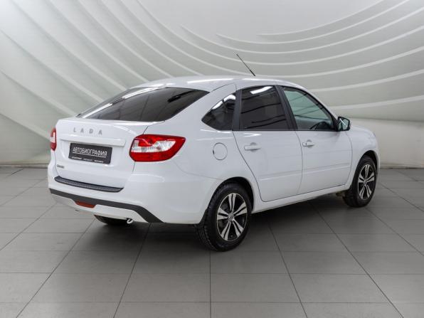Lada (ВАЗ) Granta I Рестайлинг с пробегом 2023 года, цена 678 000 рублей, 41287 км, лифтбек, Автокод Объявления