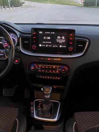 Kia Ceed III Рестайлинг с пробегом 2022 года, цена 1 995 000 рублей, 82215 км, универсал, Автокод Объявления