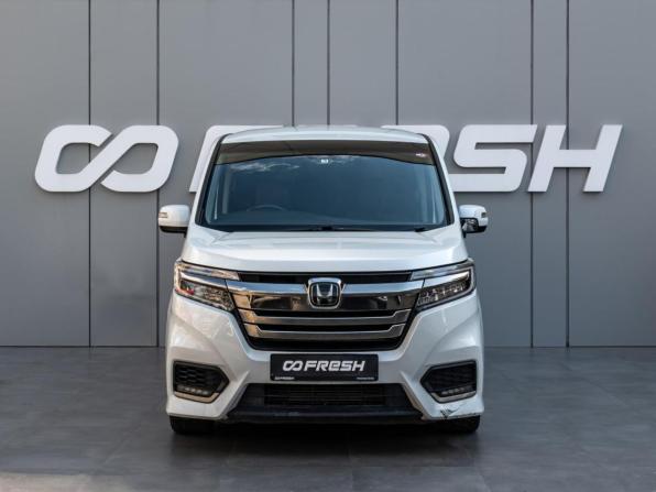 Honda Stepwgn V Рестайлинг с пробегом 2019 года, цена 2 420 000 рублей, 92485 км, минивэн, Автокод Объявления
