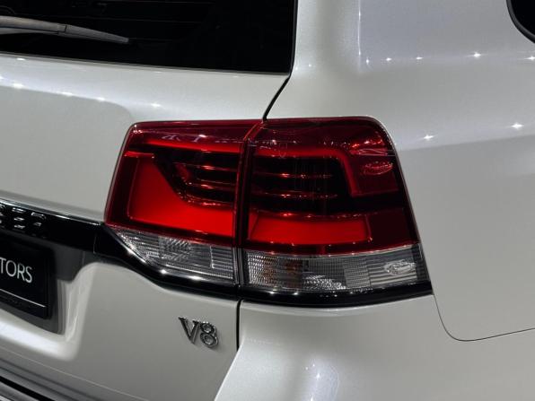 Toyota Land Cruiser 200 Series Рестайлинг 2 с пробегом 2020 года, цена 7 690 000 рублей, 79155 км, внедорожник, Автокод Объявления