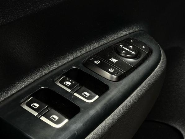 Kia Rio IV с пробегом 2018 года, цена 1 499 000 рублей, 67760 км, хэтчбек, Автокод Объявления