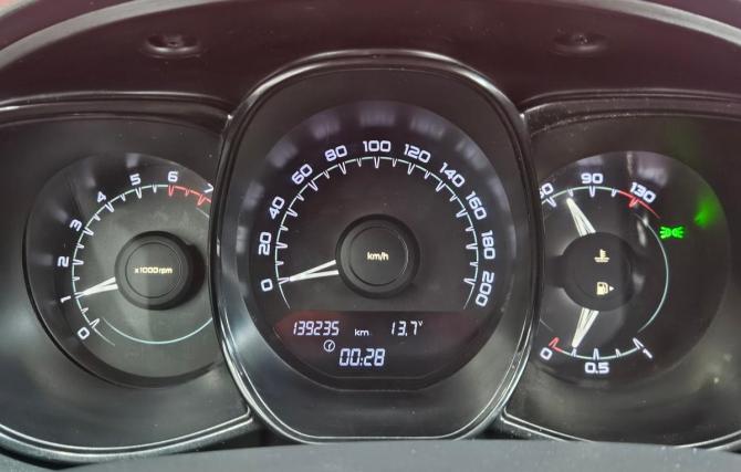 Lada (ВАЗ) Vesta I с пробегом 2016 года, цена 705 000 рублей, 139227 км, седан, Автокод Объявления