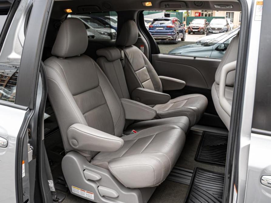 Toyota Sienna III Рестайлинг 2 Краснодар  - изображение 7
