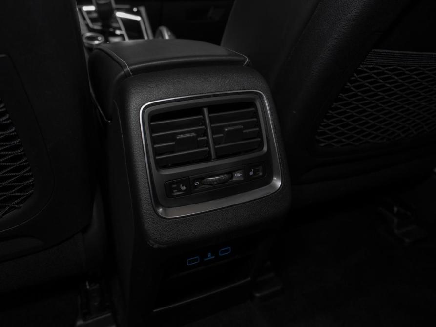 Geely Atlas Pro Москва  - изображение 13