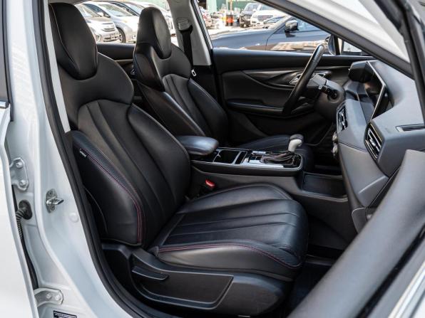 BAIC U5 Plus с пробегом 2023 года, цена 1 290 000 рублей, 48842 км, седан, Автокод Объявления