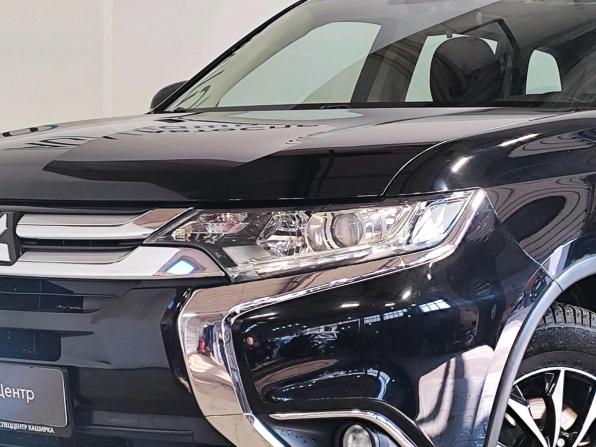 Mitsubishi Outlander III Рестайлинг 2 с пробегом 2017 года, цена 2 089 000 рублей, 71122 км, внедорожник, Автокод Объявления