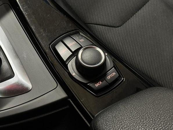 BMW 3 серии VI (F3x) Рестайлинг с пробегом 2015 года, цена 2 100 000 рублей, 150631 км, седан, Автокод Объявления