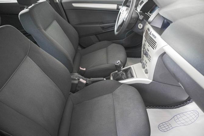 Opel Astra H Рестайлинг с пробегом 2007 года, цена 399 000 рублей, 219086 км, хэтчбек, Автокод Объявления