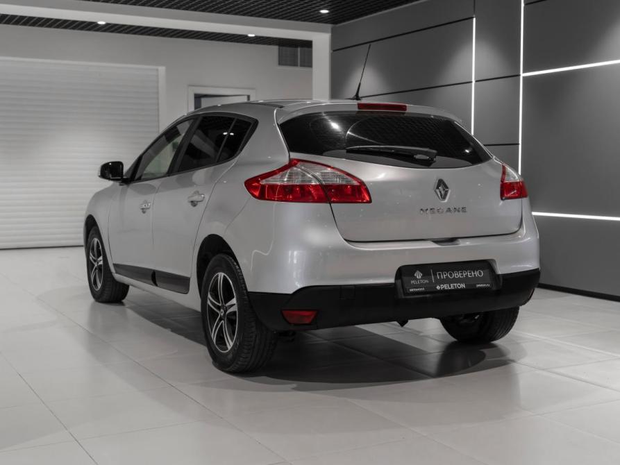 Renault Megane III Рестайлинг Москва  - изображение 4