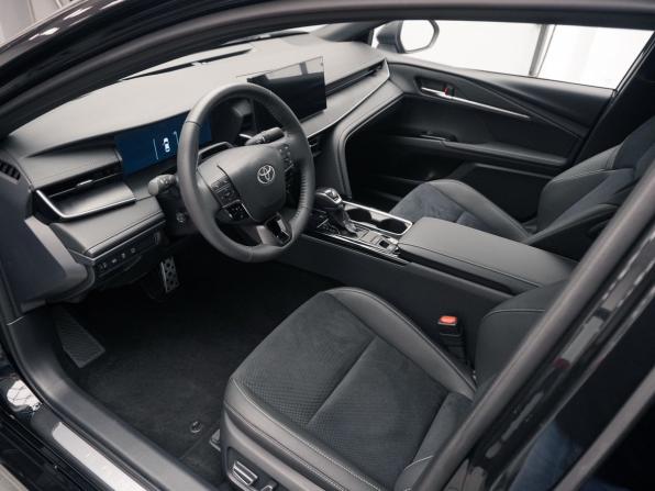 Toyota Camry IX (XV80) China Market с пробегом 2026 года, цена 4 499 000 рублей, 18 км, седан, Автокод Объявления