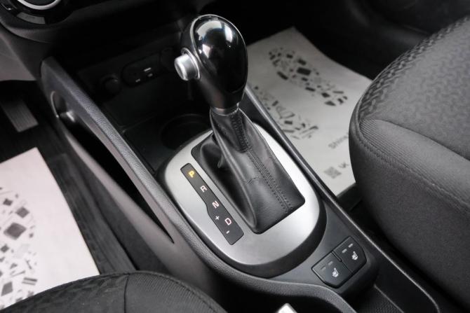 Kia Rio III Рестайлинг с пробегом 2017 года, цена 1 199 000 рублей, 88400 км, седан, Автокод Объявления