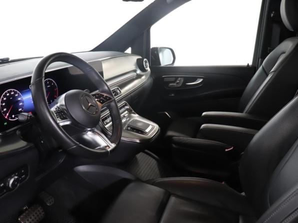 Mercedes-Benz V-Класс III (W447) Рестайлинг 2 с пробегом 2024 года, цена 11 777 900 рублей, 24086 км, минивэн, Автокод Объявления