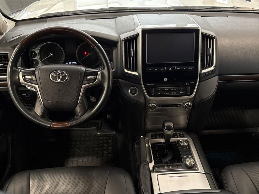 Toyota Land Cruiser 200 Series Рестайлинг 2 Омск  - изображение 10