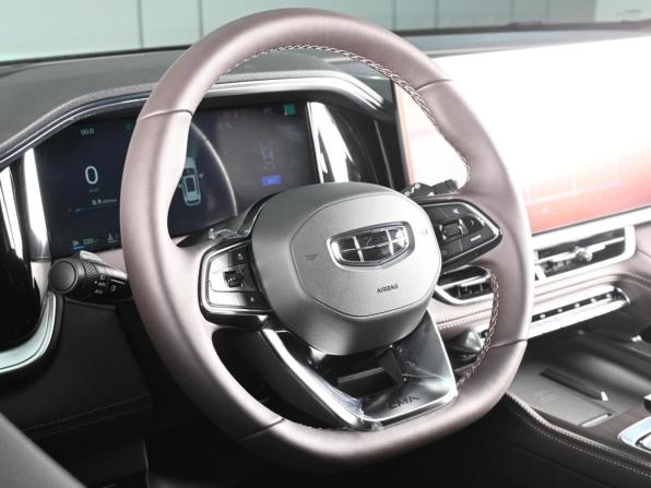 Geely Monjaro I Рестайлинг 2 (China Market) с пробегом 2026 года, цена 4 349 000 рублей, 56 км, внедорожник, Автокод Объявления