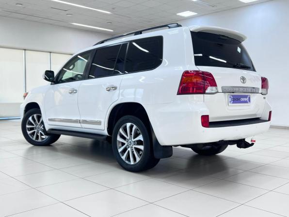 Toyota Land Cruiser 200 Series Рестайлинг 1 с пробегом 2012 года, цена 3 350 000 рублей, 299710 км, внедорожник, Автокод Объявления