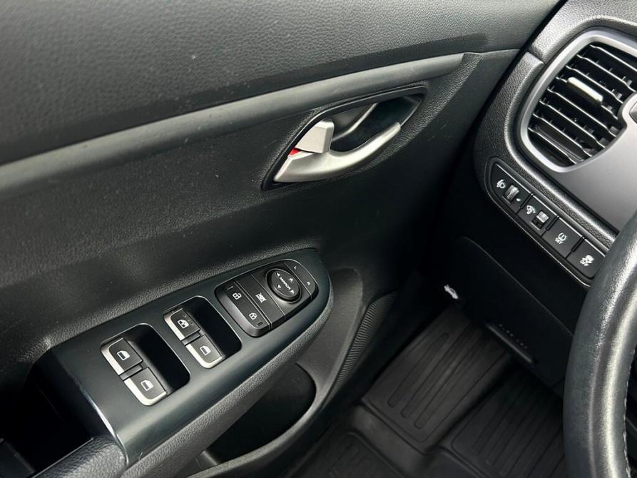 Kia Rio IV Рестайлинг Санкт-Петербург  - изображение 17