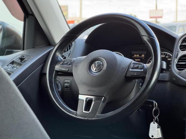 Volkswagen Tiguan I Рестайлинг с пробегом 2014 года, цена 1 200 000 рублей, 187304 км, внедорожник, Автокод Объявления