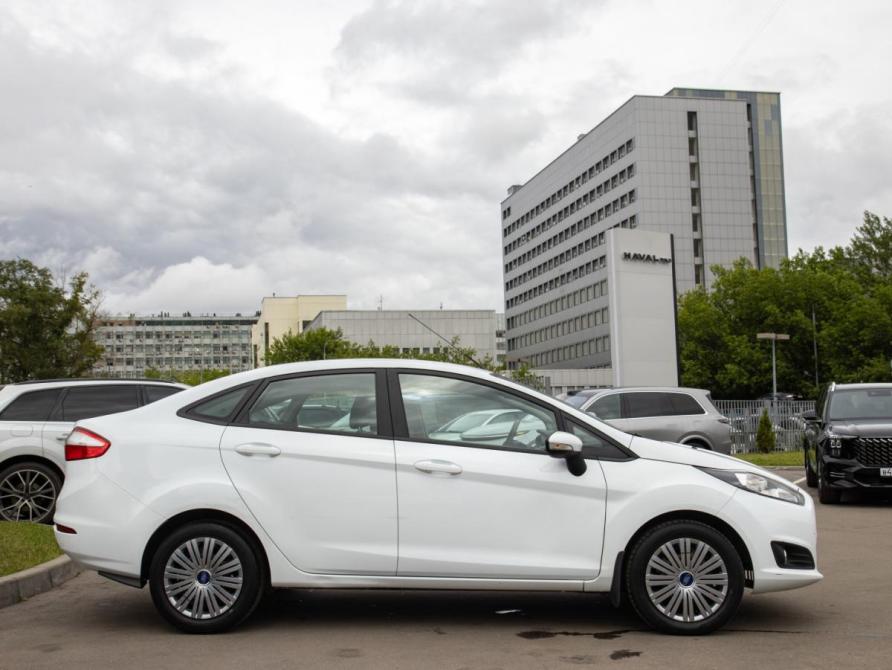 Ford Fiesta Mk6 Рестайлинг Москва  - изображение 3