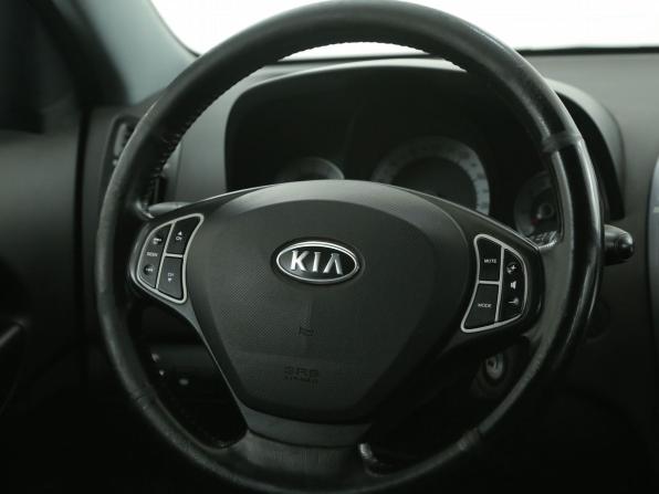 Kia Ceed I с пробегом 2008 года, цена 393 000 рублей, 323000 км, универсал, Автокод Объявления