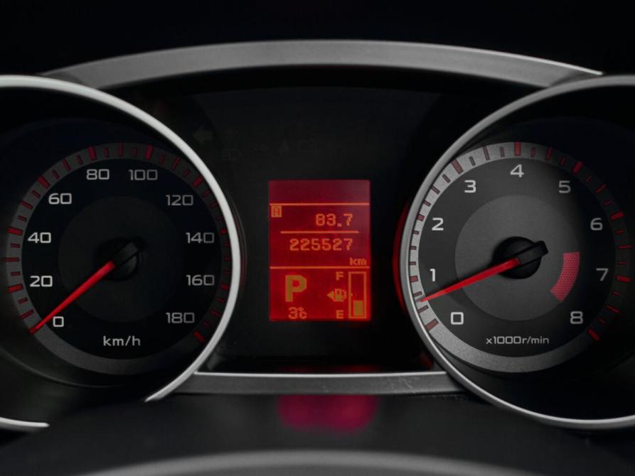 Mitsubishi Outlander II Екатеринбург  - изображение 13