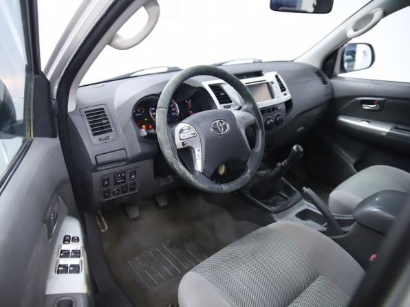 Toyota Hilux VII Рестайлинг с пробегом 2013 года, цена 1 690 000 рублей, 365875 км, offers.body_type.unknown, Автокод Объявления