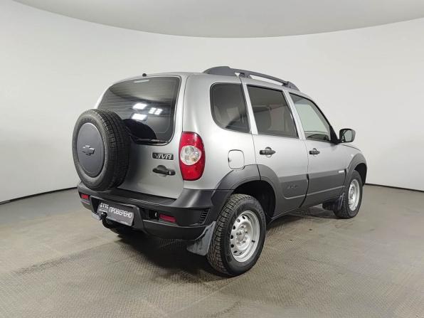 Chevrolet Niva I Рестайлинг с пробегом 2016 года, цена 675 000 рублей, 107591 км, внедорожник, Автокод Объявления