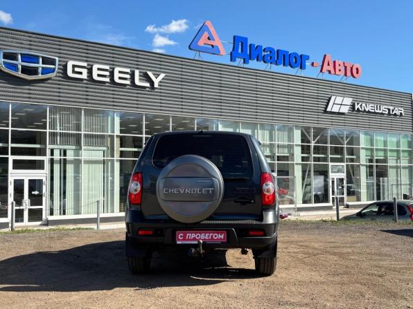 Chevrolet Niva I Рестайлинг с пробегом 2020 года, цена 720 000 рублей, 111200 км, внедорожник, Автокод Объявления