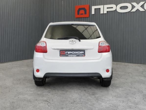 Toyota Auris I Рестайлинг с пробегом 2011 года, цена 997 000 рублей, 170398 км, хэтчбек, Автокод Объявления