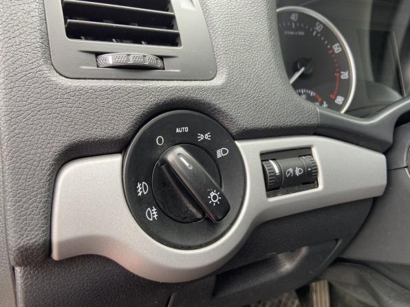 Skoda Octavia II (A5) Рестайлинг с пробегом 2012 года, цена 590 000 рублей, 283700 км, лифтбек, Автокод Объявления