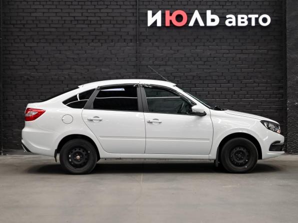 Lada (ВАЗ) Granta I Рестайлинг с пробегом 2023 года, цена 995 000 рублей, 44224 км, лифтбек, Автокод Объявления